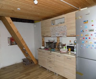Eladó Nyaraló, Nyaraló, Tekvičné pole, Nové Zámky, Szlovákia