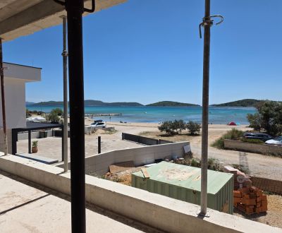 HORVÁTORSZÁG - Apartmanok 50 méterre a tengertől - SRIMA, VODICE