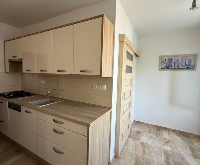 Eladó 3 szobás lakás, 3 szobás lakás, Tulská, Banská Bystrica, Szlovák