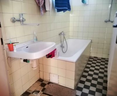 Eladó Családi ház, Családi ház, Hlohovec, Szlovákia