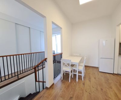 Kiadó 3 szobás lakás, 3 szobás lakás, Námestie sv. Egídia, Poprad, Szl