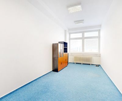 Praktikus iroda 18,5 m2-től, kiváló megközelítés és ár, Ružinov.