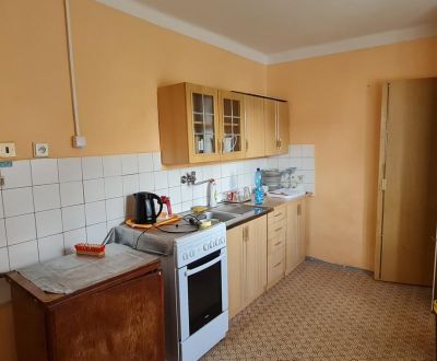Eladó 3 szobás lakás, 3 szobás lakás, Žiar nad Hronom, Szlovákia