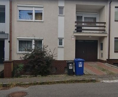 Eladó Családi ház, Családi ház, Astrová, Banská Bystrica, Szlovákia