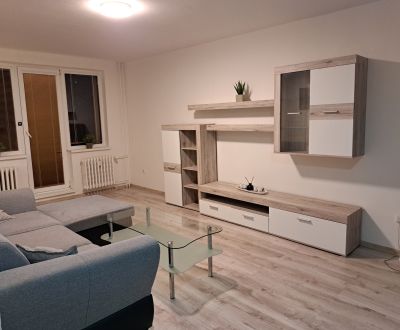 Kiadó 3 szobás lakás, 3 szobás lakás, Halalovka, Trenčín, Szlovákia