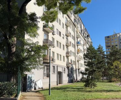 Eladó 2 szobás lakás, 2 szobás lakás, Trnavská cesta, Bratislava - Ruž