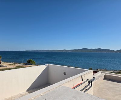 HORVÁTORSZÁG - 4 szobás apartman medencével - SUKOŠAN