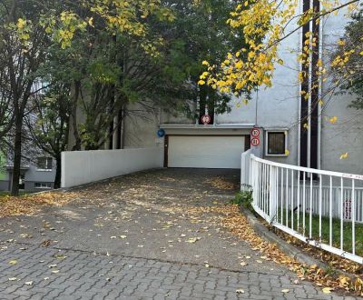Eladó Garázsok, Garázsok, Medveďovej, Bratislava - Petržalka, Szlováki