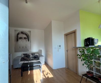 Eladó 3 szobás lakás, 3 szobás lakás, Tomášikova, Bratislava - Nové Me