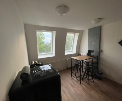 Eladó 2 szobás lakás, 2 szobás lakás, Bajkalská, Bratislava - Ružinov,