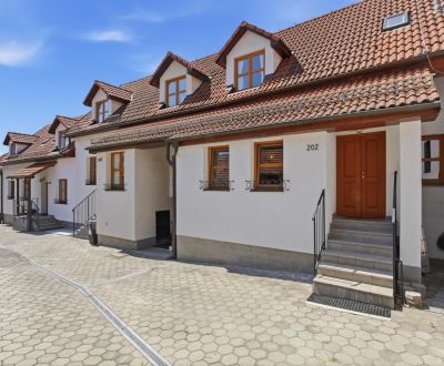 Eladó Családi ház, Családi ház, Alstrova, Bratislava - Rača, Szlovákia