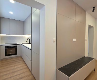 Eladó 3 szobás lakás, 3 szobás lakás, Ružínska, Košice - Západ, Szlová