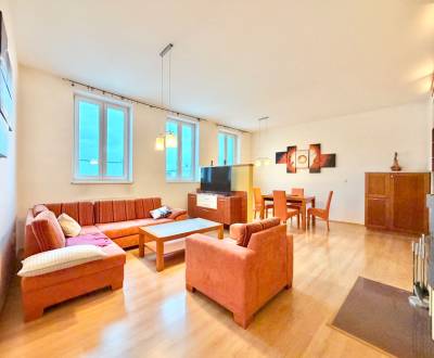 Tágas, felújított 3 szobás lakás kiadó Zsolna központjában