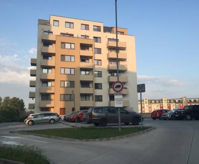 Kiadó 2 szobás lakás, 2 szobás lakás, Kadnárova, Bratislava - Rača, Sz
