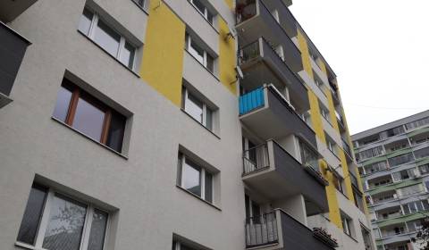 3 szobás lakás, Beňadická, eladó, Bratislava - Petržalka, Szlovákia