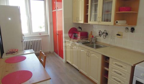 2 szobás lakás, Továrenská, kiadó, Bratislava - Staré Mesto, Szlovákia