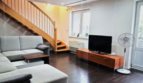 Kiadó 4 szobás lakás, 4 szobás lakás, Kvetná, Bratislava - Ružinov, Sz