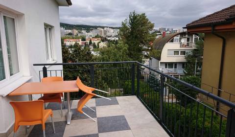 Kiadó 4 szobás lakás, 4 szobás lakás, Matúšová, Bratislava - Staré Mes