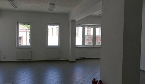 Kiadó Irodahelység, Irodahelység, Štefánikova, Nitra, Szlovákia