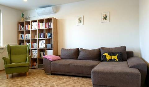 2 szobás lakás, Mozartova, kiadó, Bratislava - Staré Mesto, Szlovákia