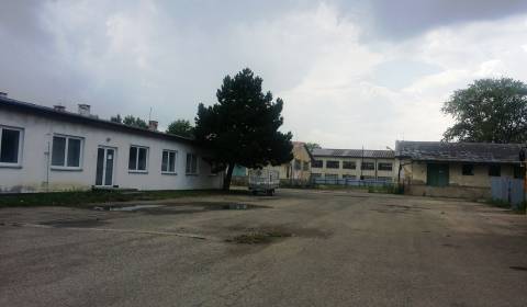 Raktárak és ipari épületek, eladó, Michalovce, Szlovákia