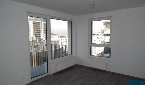 2 szobás lakás, Pri Hrubej Lúke, eladó, Bratislava - Dúbravka, Szlovák