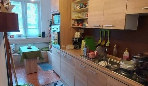 3 szobás lakás, eladó, Nové Zámky, Szlovákia
