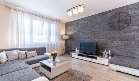 3 szobás lakás, Vihorlatská, eladó, Prešov, Szlovákia
