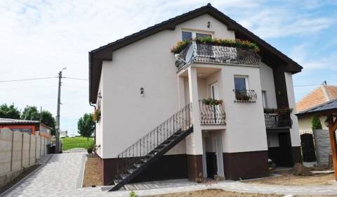 Szállodák és panziók, eladó, Nové Zámky, Szlovákia