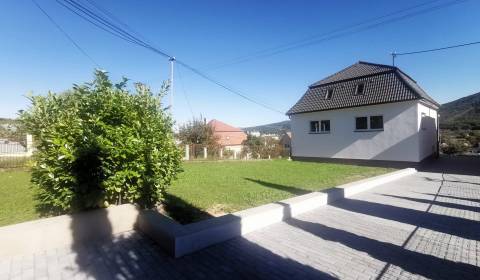 Családi ház, Záhumenská, eladó, Prievidza, Szlovákia