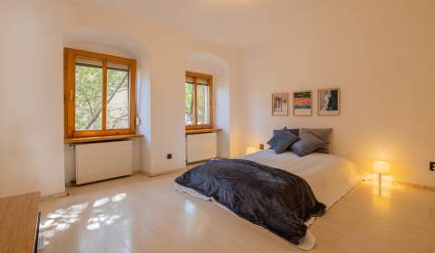 3 szobás lakás, Hurbanovo námestie, eladó, Bratislava - Staré Mesto, S