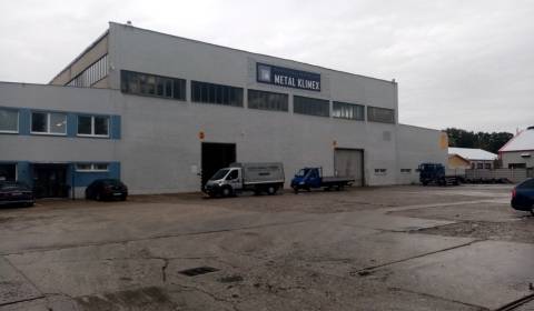 Raktárak és ipari épületek, Skladová, kiadó, Trnava, Szlovákia
