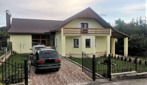 Családi ház, eladó, Prievidza, Szlovákia