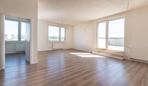 4 szobás lakás, eladó, Košice - Staré Mesto, Szlovákia