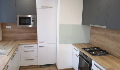 3 szobás lakás, Ždiarska, eladó, Košice - Nad Jazerom, Szlovákia