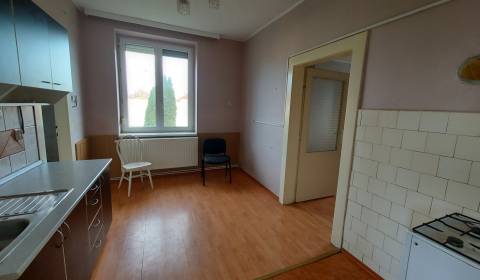 1 szobás lakás, eladó, Nové Zámky, Szlovákia