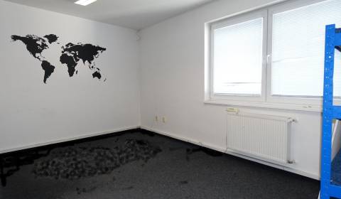 Irodahelység, Dvojkrížna, kiadó, Bratislava - Podunajské Biskupice, Sz