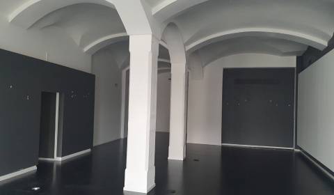 Üzlethelység, Hurbanovo námestie, kiadó, Bratislava - Staré Mesto, Szl