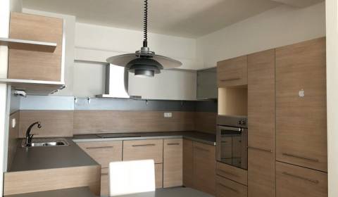 Kiadó 2 szobás lakás, 2 szobás lakás, Súmračná, Bratislava - Ružinov, 