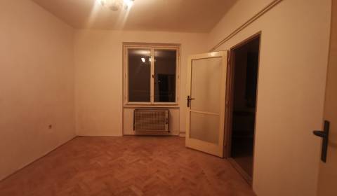 2 szobás lakás, ., eladó, Partizánske, Szlovákia