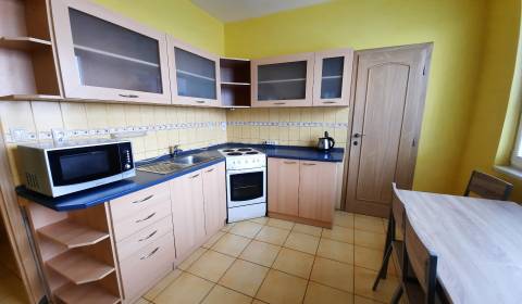 2 szobás lakás, Lúky, kiadó, Nitra, Szlovákia