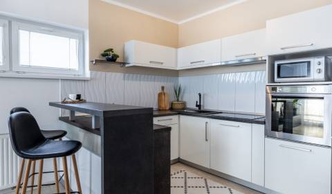 2 szobás lakás, Na hore, eladó, Košice - Dargovských hrdinov, Szlováki