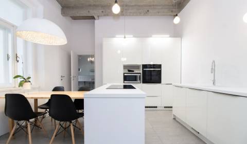 Kiadó 3 szobás lakás, 3 szobás lakás, Blumentálska, Bratislava - Staré