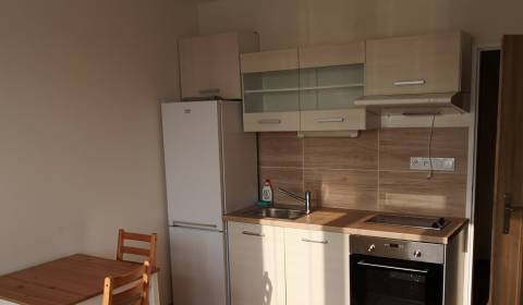 Garzonlakás, Štefunkova, eladó, Bratislava - Ružinov, Szlovákia