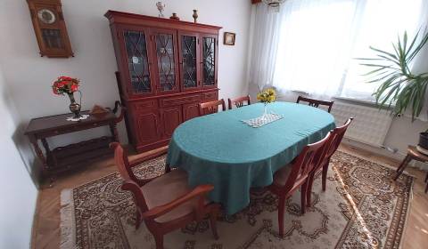 4 szobás lakás, Sídl. Lúky, eladó, Nitra, Szlovákia