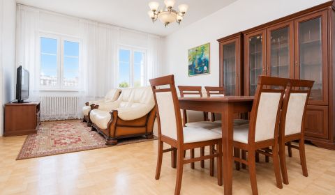 Kiadó 4 szobás lakás, 4 szobás lakás, Nám. SNP, Bratislava - Staré Mes