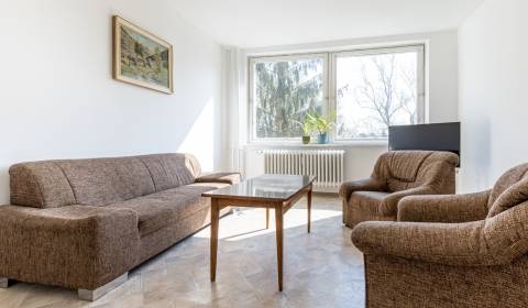 3 szobás lakás, Jazmínová, kiadó, Košice - Západ, Szlovákia