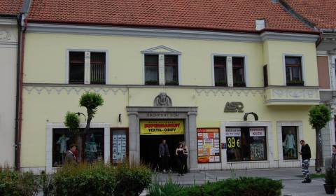 Üzlethelység, Hlavná, kiadó, Trnava, Szlovákia