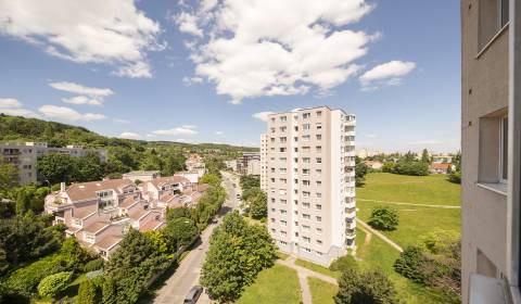 3 szobás lakás, Koprivnická, eladó, Bratislava - Dúbravka, Szlovákia