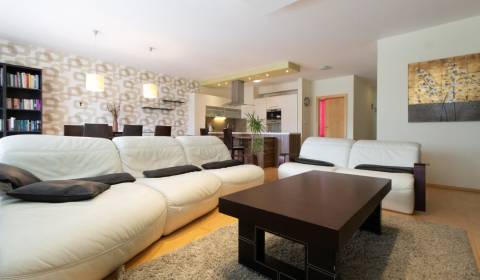 Kiadó 3 szobás lakás, 3 szobás lakás, Trenčianska cesta, Bratislava - 